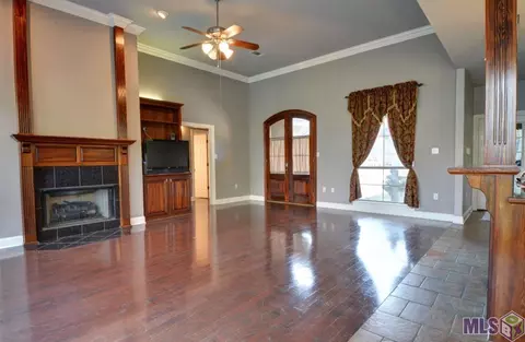 33820 Natures Way, Walker, LA 70785 photo 3