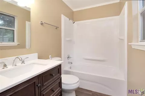 29399 Burns Ln, Walker, LA 70785 photo 6