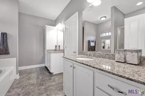 31053 Lake Spring Dr, Walker, LA 70785 photo 11