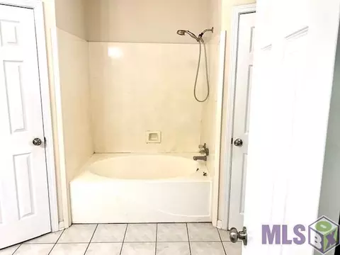 30487 Michelle St, Walker, LA 70785 photo 10