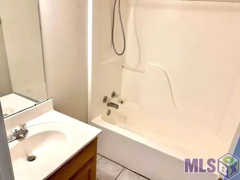 30487 Michelle St, Walker, LA 70785 photo 6