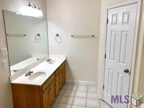 30487 Michelle St, Walker, LA 70785 photo 8