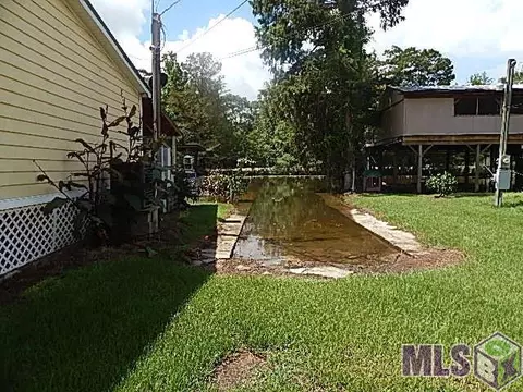 13897 Old River Rd, Maurepas, LA 70449 photo 3