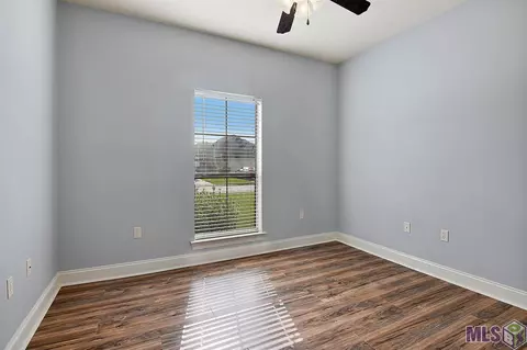 12741 Darby Dr, Walker, LA 70785 photo 9
