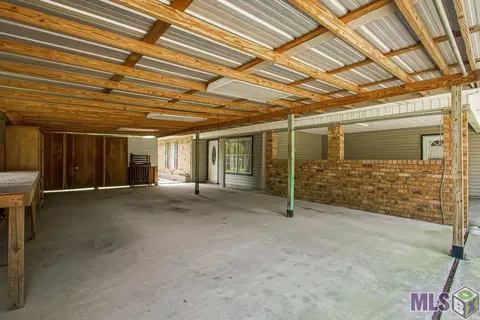 33805 N Walker Dr, Walker, LA 70785 photo 4