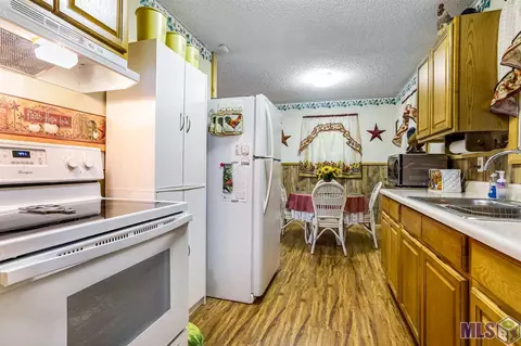28874 Sharons Rd, Springfield, LA 70462 photo 8