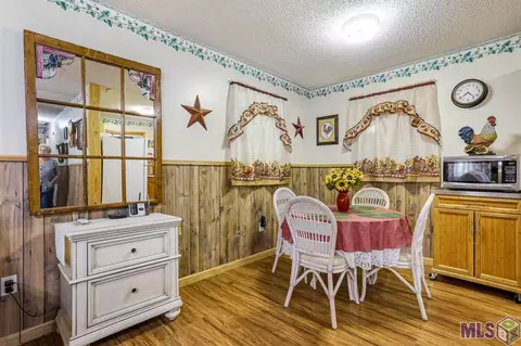 28874 Sharons Rd, Springfield, LA 70462 photo 9