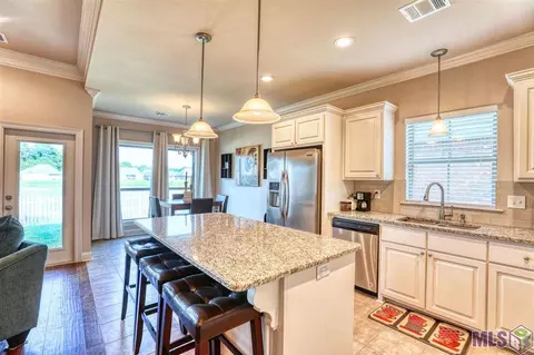 31044 Lake Spring Dr, Walker, LA 70785 photo 9