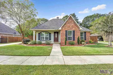 12514 Hidden Ridge Dr, Walker, LA 70785 photo 1