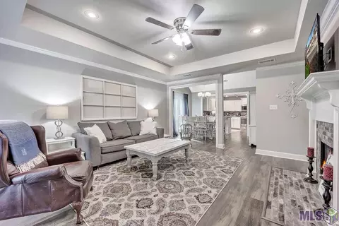 12514 Hidden Ridge Dr, Walker, LA 70785 photo 3