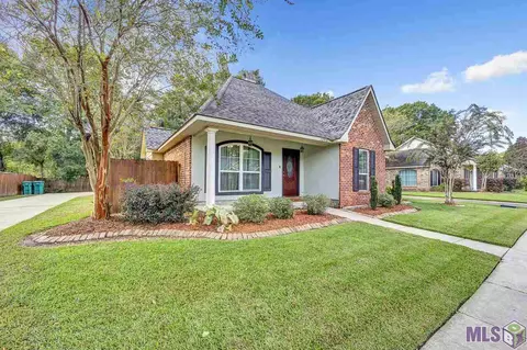 12514 Hidden Ridge Dr, Walker, LA 70785 photo 2