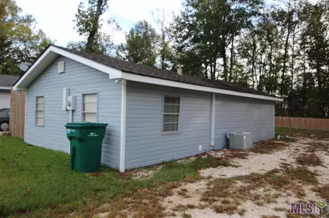 31845 Ann St, Springfield, LA 70462 photo 5