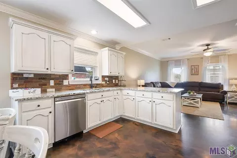 13241 David Lee Dr, Walker, LA 70785 photo 6
