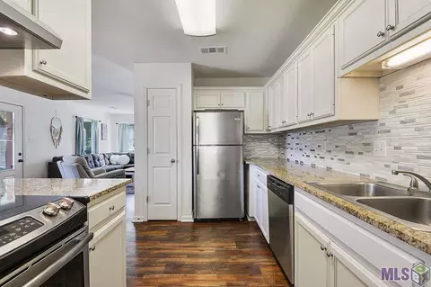 13676 South Trce, Walker, LA 70785 photo 5