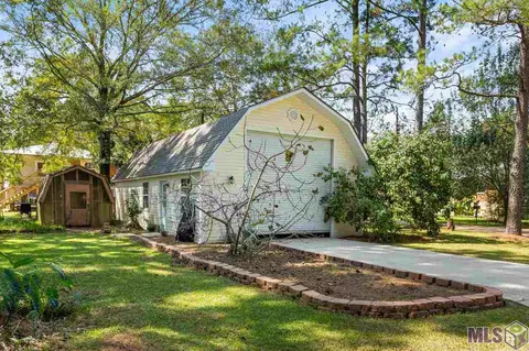 32064 Tiboe Plz, Springfield, LA 70462 photo 2