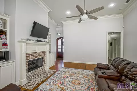 34152 Spring Lake Dr, Walker, LA 70785 photo 8