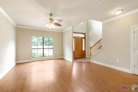 20358 De Chene Dr, Walker, LA 70785 photo 2