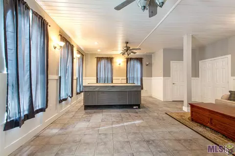 31335 River Pines Dr, Springfield, LA 70462 photo 10