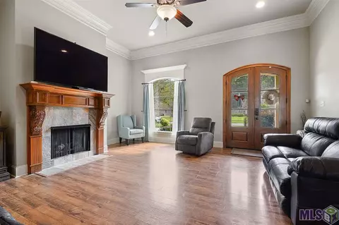 13335 Williamsburg Dr, Walker, LA 70785 photo 6