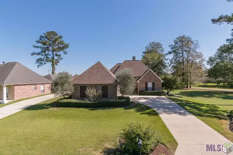 27968 Foxfire Ave, Walker, LA 70785 photo 2