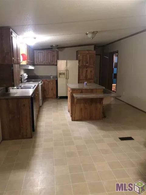 37675 Joe Lee Rd, Walker, LA 70785 photo 4