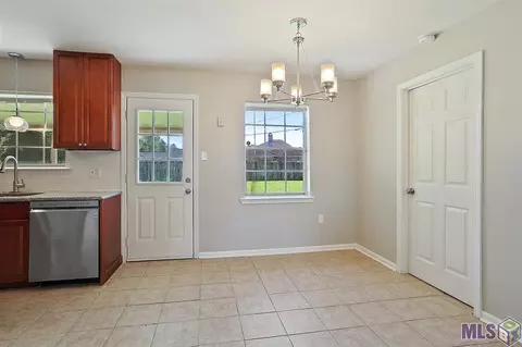 4610 Harding St, Baker, LA 70714 photo 5