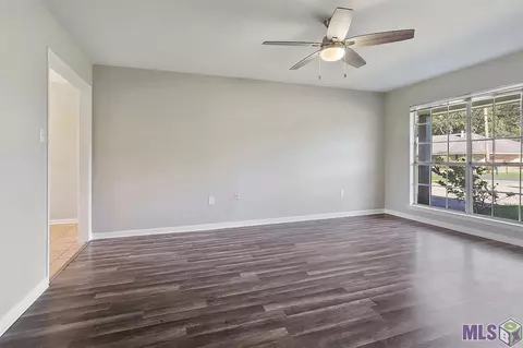 4610 Harding St, Baker, LA 70714 photo 7