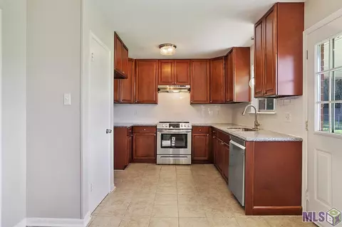 4610 Harding St, Baker, LA 70714 photo 4