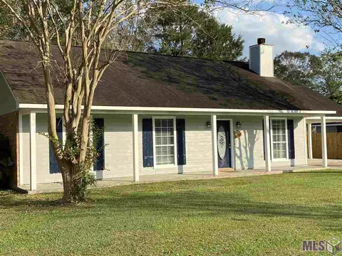 27524 Country Dr, Walker, LA 70785 photo 2