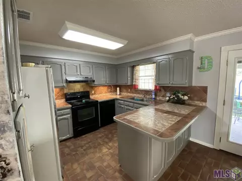 27524 Country Dr, Walker, LA 70785 photo 10