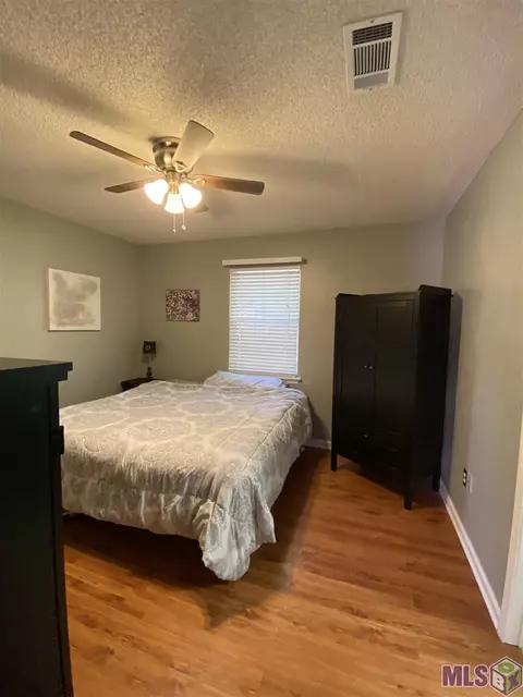 27524 Country Dr, Walker, LA 70785 photo 24