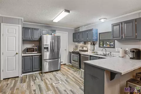 14316 Gemini Dr, Pride, LA 70770 photo 2