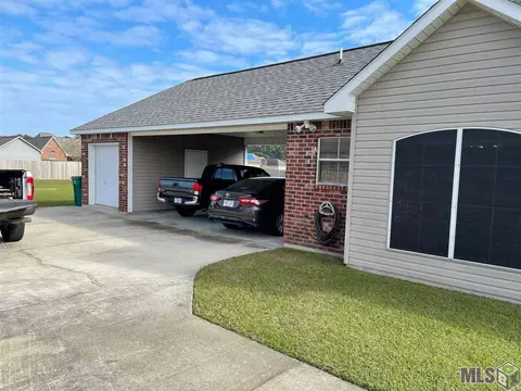 12449 Deerfield Dr, Walker, LA 70785 photo 3