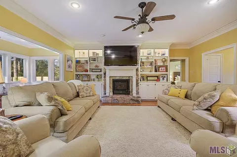 12524 Ina Dr, Walker, LA 70785 photo 3