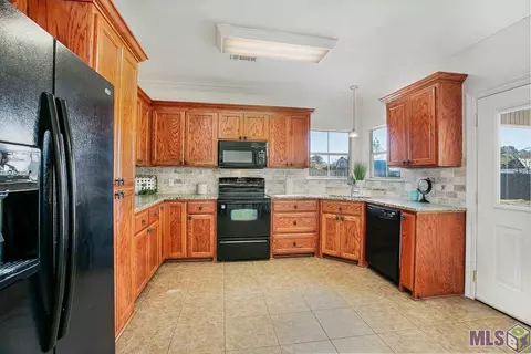 12744 Landon Dr, Walker, LA 70785 photo 6