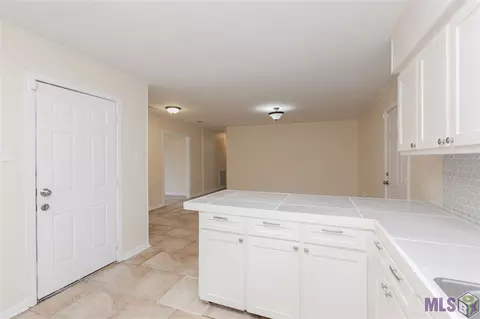 13302 Morvant Rd, Baker, LA 70714 photo 11