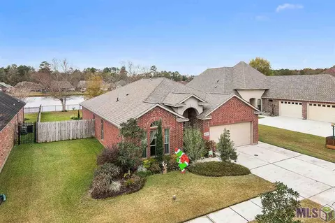 34213 Spring Lake Dr, Walker, LA 70785 photo 2