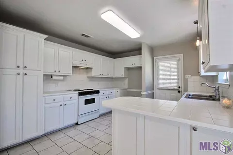 13637 Prairie Ln, Walker, LA 70785 photo 5