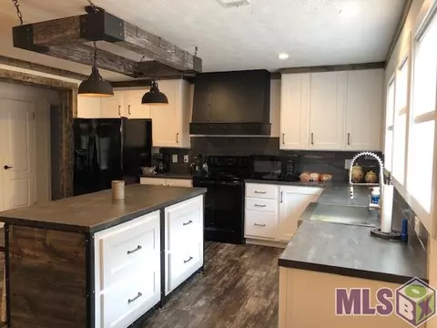 15558 Brown Rd, Baker, LA 70714 photo 9