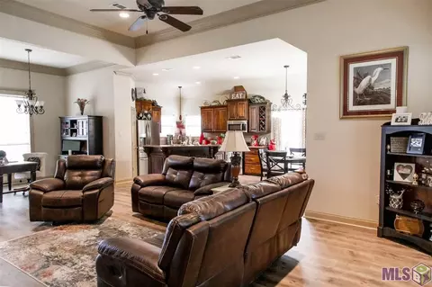 13282 Brookcrest Dr, Walker, LA 70785 photo 7