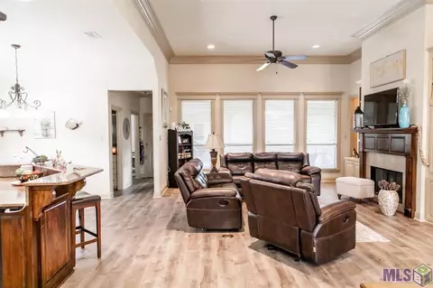 13282 Brookcrest Dr, Walker, LA 70785 photo 8