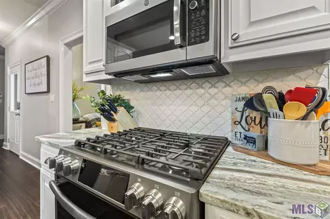 11370 Peaks Ave, Walker, LA 70785 photo 8