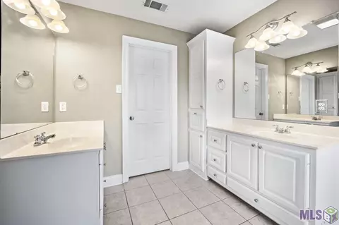 13020 Robin Dr, Walker, LA 70785 photo 13