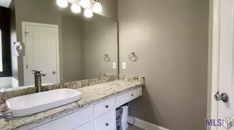 32909 Briar Oak Dr, Walker, LA 70785 photo 7