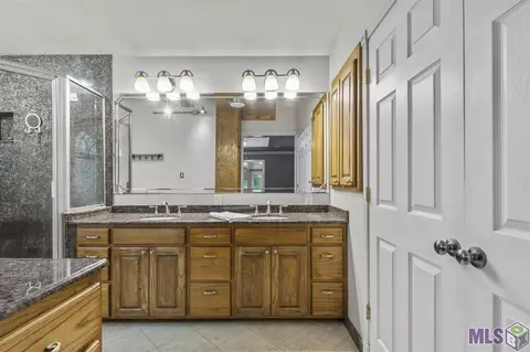 32355 Holm Rd, Walker, LA 70785 photo 7