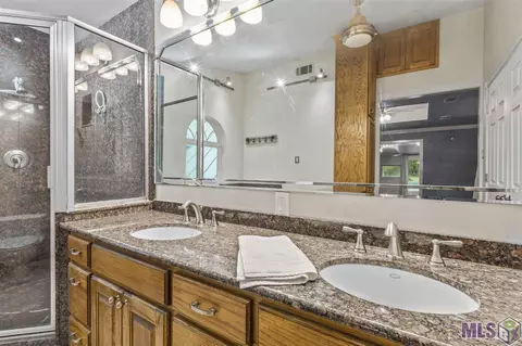 32355 Holm Rd, Walker, LA 70785 photo 8