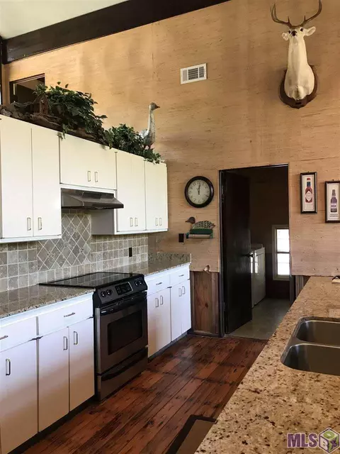 20500 Lynda, Springfield, LA 70462 photo 9