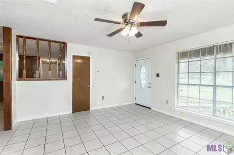 2105 Debra Dr, Baker, LA 70714 photo 4