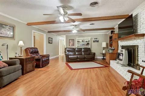 8818 Pettit Rd, Baker, LA 70714 photo 2