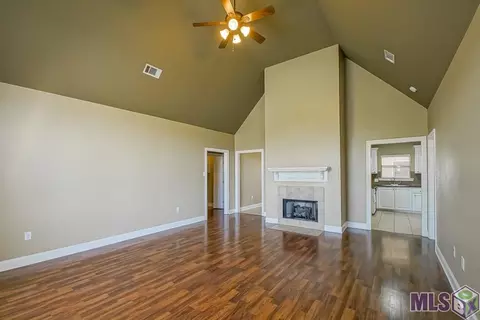 12751 Landon Dr, Walker, LA 70785 photo 4